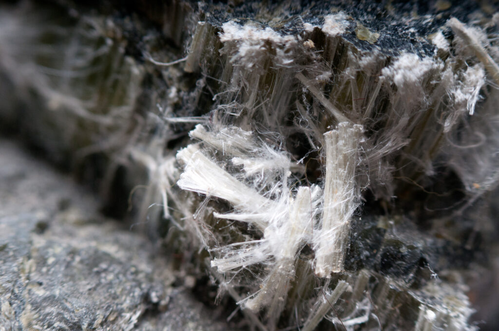 closeup-fibers-of-asbestos