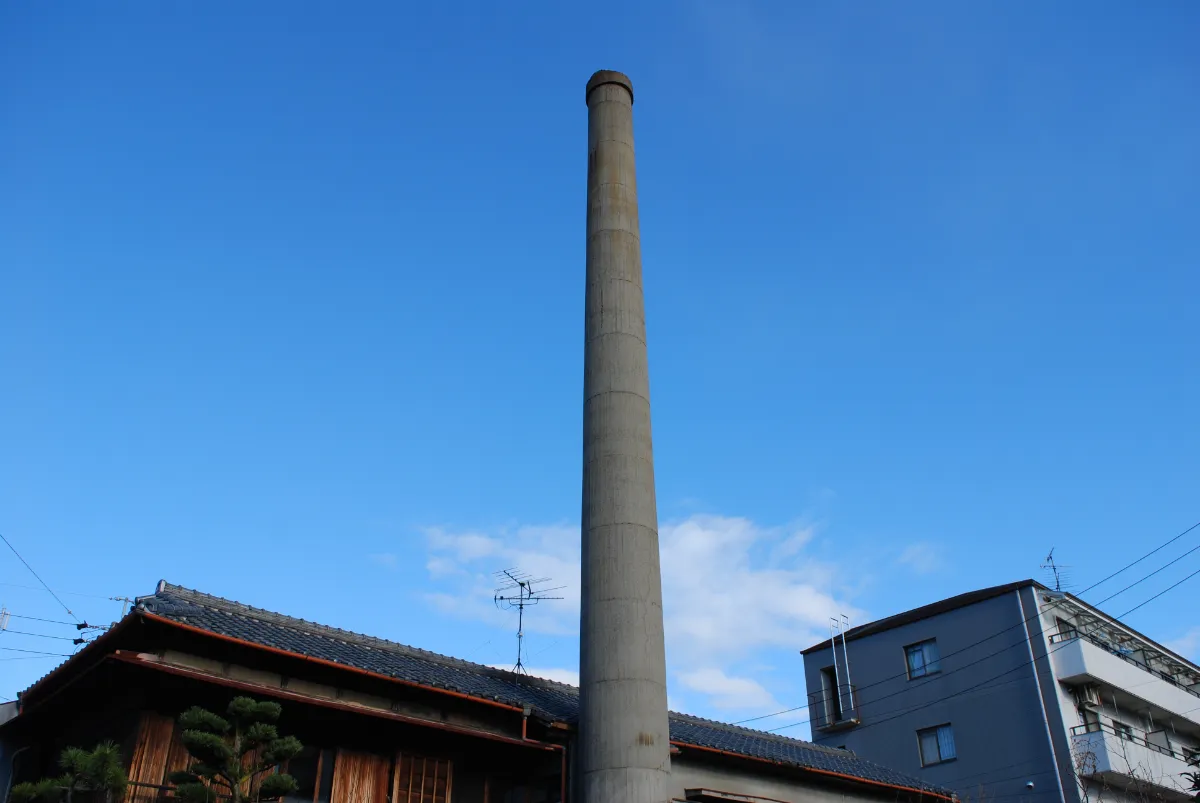 アスベスト含有可能性のある銭湯の煙突