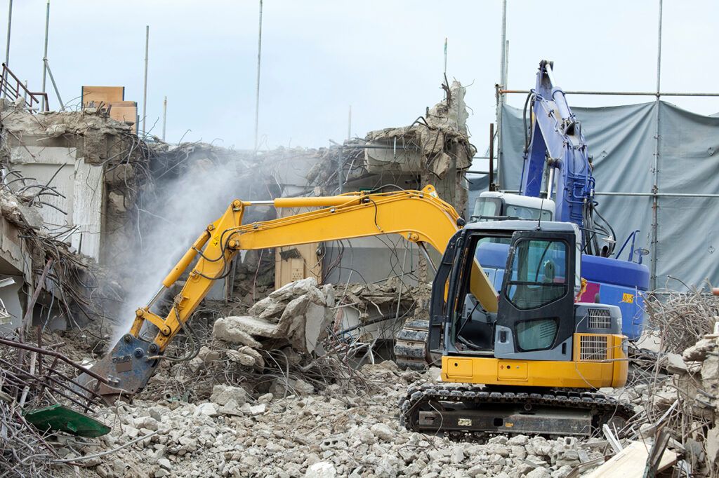ビルの解体現場
